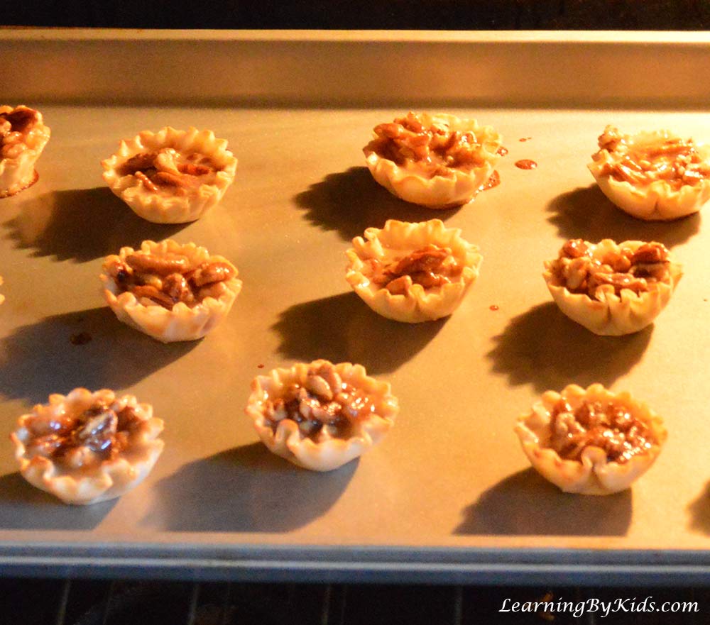 Mini Pecan Phyllo Cups Recipe | Learning By Kids | LearningByKids.com